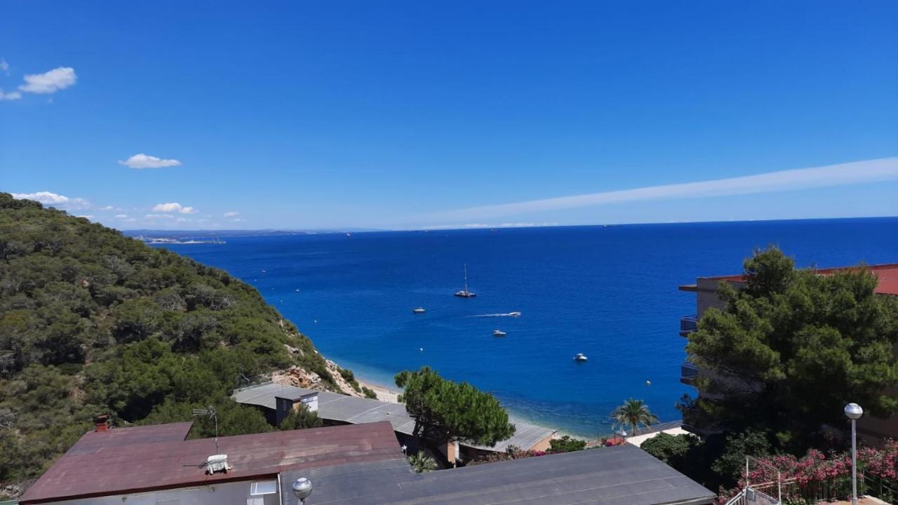 Jacqueline Daire Salou Dış mekan fotoğraf